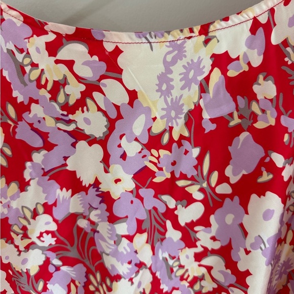 ASTR Floral Flutter Sleeve Blouse In Red Lilac Floral - Size Extra Large XL - Picture 4 of 12